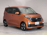 【車両状態証明書】査定協会公認のプロの検査員が公平かつ確かな基準で検査を実施。車両評価をもとに、安心しておクルマをお選びいただけます。