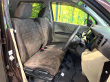 運転席シート廻りは使用感も少なく、良好な状態となっています。丁寧に使われていたことがよくわかりますね。