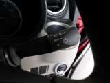 オートライト機能装備です!車外の明るさに応じて、自動的にライトの点灯・消灯をしてくれます♪