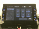 いまや必須装備「ナビゲーション」搭載!知らない場所にスイスイッとドライブ。もう、これなしではハンドルを握れませんね!でも運転中の操作は危険ですのでご注意ですね☆
