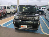 お車により傷がある場合もございます。ご来店いただき現車確認していただくことをおすすめします。