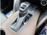 弊社でお車をご購入頂いたお客様は、一部車種を除いて【オイル交換永久無料】となっております。※詳細はスタッフまでお問合せ下さい。