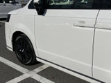 運転しやすいように設計された空間です。操作系も直感的に操作でき、快適なドライブをサポートします。広々とした空間です。