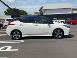 コンパクトなボディでどの年代の方にも乗りやすいお車になっております☆