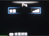 コーナーセンサーを装備。障害物までの距離に応じて警告音を変えてお知らせ。縦列駐車時や駐車場・車庫等での取り回しをサポートします。詳細は販売店スタッフまでお尋ね下さい。