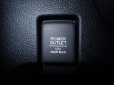 アクセサリーソケット機能付きです。消費電力120W(10A)以下のアクセサリーに、直流12Vの電源を供給します。