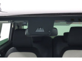 低速走行時に、前方の車両のほぼ真後ろから追突するおそれがあるときに、運転者のブレーキ操作を支援し、衝突回避を支援したり衝突の衝撃を軽減する装置が付いております