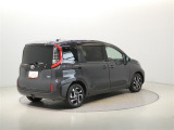 ご覧の車両以外にも多数のU-CARを展示販売しております。
