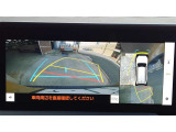 バックガイドモニターで、後方を確認しながら安心して駐車することができます。運転初心者も熟練者も必須の機能ですよ!