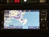 いまや必須装備「ナビゲーション」搭載!知らない場所にスイスイッとドライブ。もう、これなしではハンドルを握れませんね!でも運転中の操作は危険ですのでご注意ですね☆