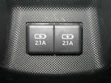 【充電用USB端子】デバイスの充電に便利です。※実際の接続端子は写真で確認or店舗までご気軽にお問合せください♪