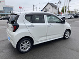 スタイリッシュなリアデザイン。日常使いはもちろん、荷物の積み下ろしもしやすい工夫が施されています。