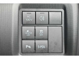 「大きな車を運転するのが不安」という方も安心してください!ブザーと光でお知らせしてくれます♪もちろん頼りきりはNGですよ!