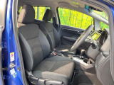 運転席シート廻りは使用感も少なく、良好な状態となっています。前オーナー様が丁寧に使っていたことがよくわかりますね。
