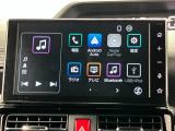 【9インチスマホ連携ディスプレイオーディオ】 対応しているスマホアプリを大画面で使えます!フルセグテレビやラジオの視聴、Bluetooth接続による音楽鑑賞、ハンズフリー通話なども利用可能です。