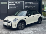 MINI COOPER C 5ドア ペッパーホワイト/ブラックルーフが入荷!男性女性問わず人気の色合いで、シンプルでありながら上品さのある1台となっております!