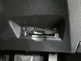 ナビ連動タイプのETC車載機です。ナビゲーションと連動してくれますのでカード未挿入を知らせてくれるなど便利な機能が追加されています。