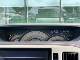 【スピードメーター】メーターがシンプルで見やすく運転しやすいですね。