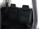 ゆとりある広々とした車内空間は、ドライブを始め買い物やレジャーなど、幅広く活躍します。一人でもみんなとでもお出かけを楽しみましょう!