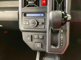 納車前にはプロのメカニックが、各部の点検を行います。ディーラーにしか出来ない品質、そしてサービスできっと満足していただけると思います!