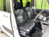 運転席シート廻りは使用感も少なく、良好な状態となっています。丁寧に使われていたことがよくわかりますね。