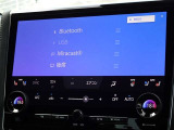 CD・DVD(再生機能)・ブルートゥース等を使用することができます。