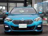 BMW在庫保有台数常時100台以上!ご来店の際はBMW本店(厚木市下荻野140-1)にご来店ください!弊社自慢の全天候型ショールーム!BMW在庫保有台数常時100台以上ございます!