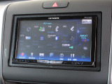 ナビゲーションはパイオニアHDDナビ(AVIC-ZH0007)を装着しております。AM、FM、CD、DVD再生、Bluetooth、音楽録音再生、フルセグTVがご使用いただけます。