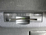 ビルトインタイプのETC車載機です。見た目もスマートで料金所通過もキャッシュレスです。