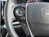 【車屋】として、長く車業界に従事した経験豊富なスタッフが多数在籍しております。