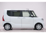 県内13店舗にて常時500台以上ダイハツ車を展示中です。見て、触って、納得のいく一台をぜひ見つけてください。