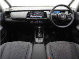 ◆インテリアパネル◆視界広々で非常に運転しやすくロングドライブでも疲れを感じさせないすっきりとまとまったインパネ周りです。
