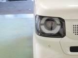 LEDヘッドライトは、点灯の瞬間から光量を発揮し、突然暗くなるトンネルなどでの安定感を高めます。