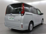 車両本体価格の中に整備代金は含まれています。点検・整備後のお引渡しですので、安心してお選び下さい。自社工場完備!経験豊富な整備士が対応いたします。