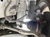 お車を安心してお乗りいただく為には、足回りの定期点検が欠かせません。サービスサポート(有償保証)では無料点検もご提供しており、安心のカーライフをお過ごしいただけるサポート体制が整っています。