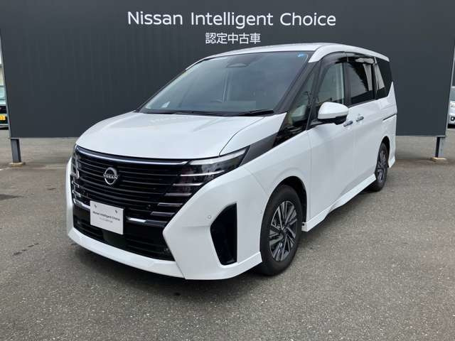 セレナ 1.4 e-POWER ルキシオン 
