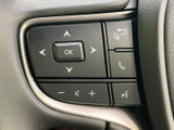 操作しやすい位置に配置されたウインカーレバー。スムーズな車線変更をサポートします。