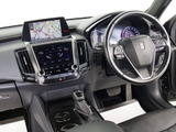 使いやすさや安全性を追求したステアリング周り!高級車ゆえにスイッチ類が多いのも特徴ですね!考え尽くされた配置ですぐに使いこなす事が出来ますのでご安心下さい!是非、体感してみて下さい!!