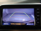 バックガイドモニターで、後方を確認しながら安心して駐車することができます。運転初心者も熟練者も必須の機能ですよ!