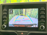 【バックカメラ】駐車時に後方がリアルタイム映像で確認できます。大型商業施設や立体駐車場での駐車時や、夜間のバック時に大活躍!運転スキルに関わらず、今や必須となった装備のひとつです!
