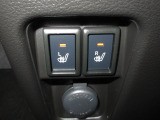 運転席&助手席シートヒーターが付いてます。寒い冬でもスイッチONで座面をあたたかくして、ドライブをさらに快適にしてくれます。