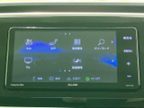 使いやすいインターフェースが特徴のナビ・オーディオシステムです。快適なドライブをサポートする多彩な機能を備えています。