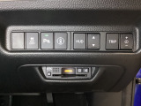 ハンドルの右側にはHondaセンシング用のメインスイッチがついています。その下にETCがついています。高速道路の料金所の通過も楽々です。