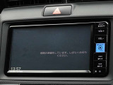 CD・DVD(再生機能)・ブルートゥース等を使用することができます。