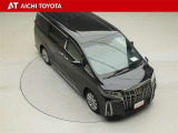 両側パワースライドドア付きだから、狭い駐車スペースなどでの乗り降りラクラク♪小さなお子さまのいるご家庭には嬉しい装備です。