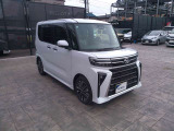 広々とした車内空間に優れた燃費性能。更にデザインも上質で人気のお車です!