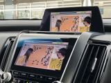停車中には、地上デジタル放送を楽しめるTV機能。休憩時間や待ち時間に、エンターテイメントを満喫できます。長距離ドライブも快適に。