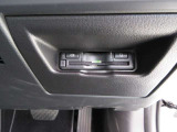 見栄えよくすっきりと収まるETC車載器です。高速道路の料金所をスムーズに通過でき、快適なドライブをサポートします。(※支払総額にセットアップ費用は含まれておりません。)
