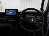 運転席に座ると☆こんな感じです♪