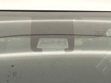【トヨタセーフティセンス】走行中に前方の車両等を認識し、衝突しそうな時は警報とブレーキで衝突回避と被害軽減をアシスト。より安全にドライブをお楽しみいただけます。